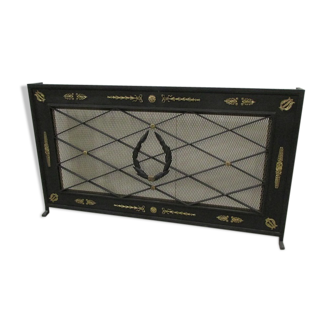 Fireplace screen, spark barrier