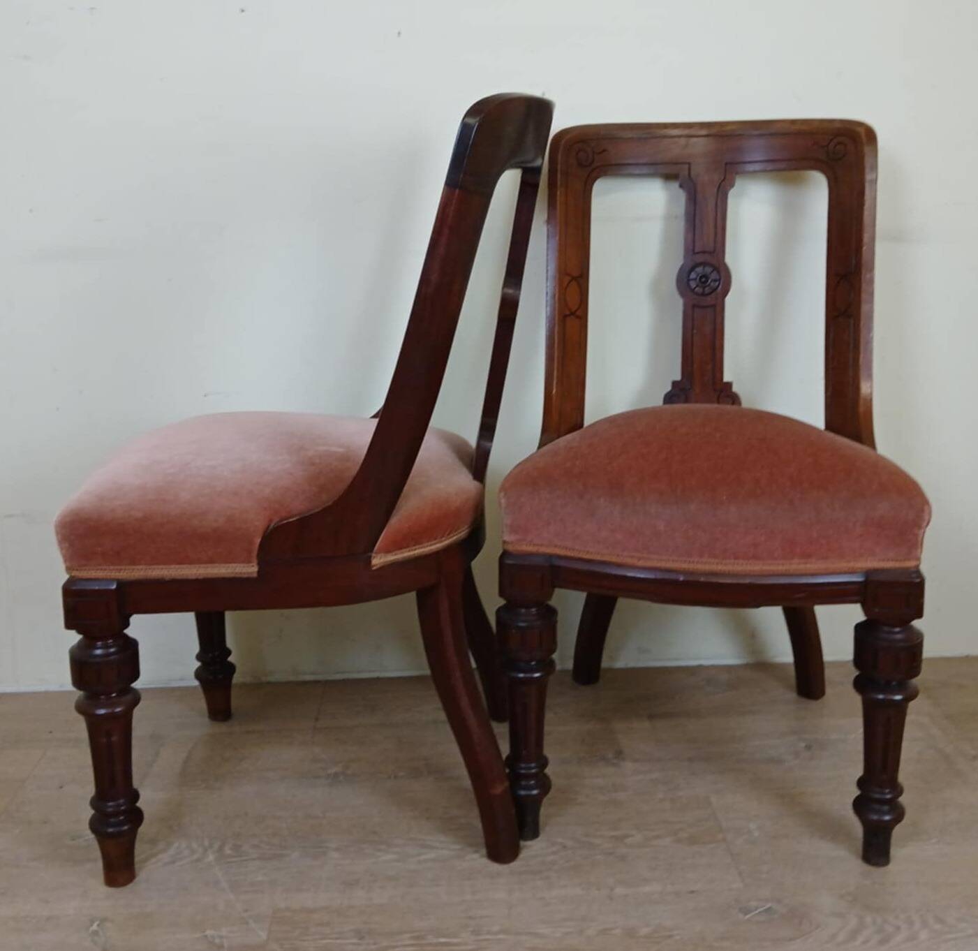 pair of quality 19th century English mahogany chairs circa 1850