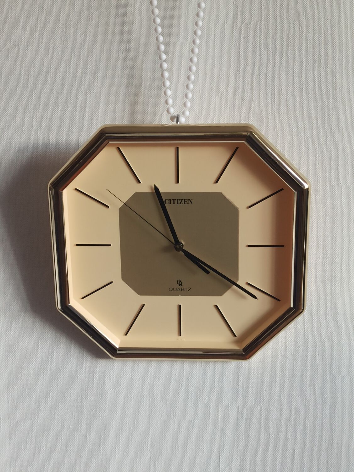 Vintage Citizen 1960s quartz clock