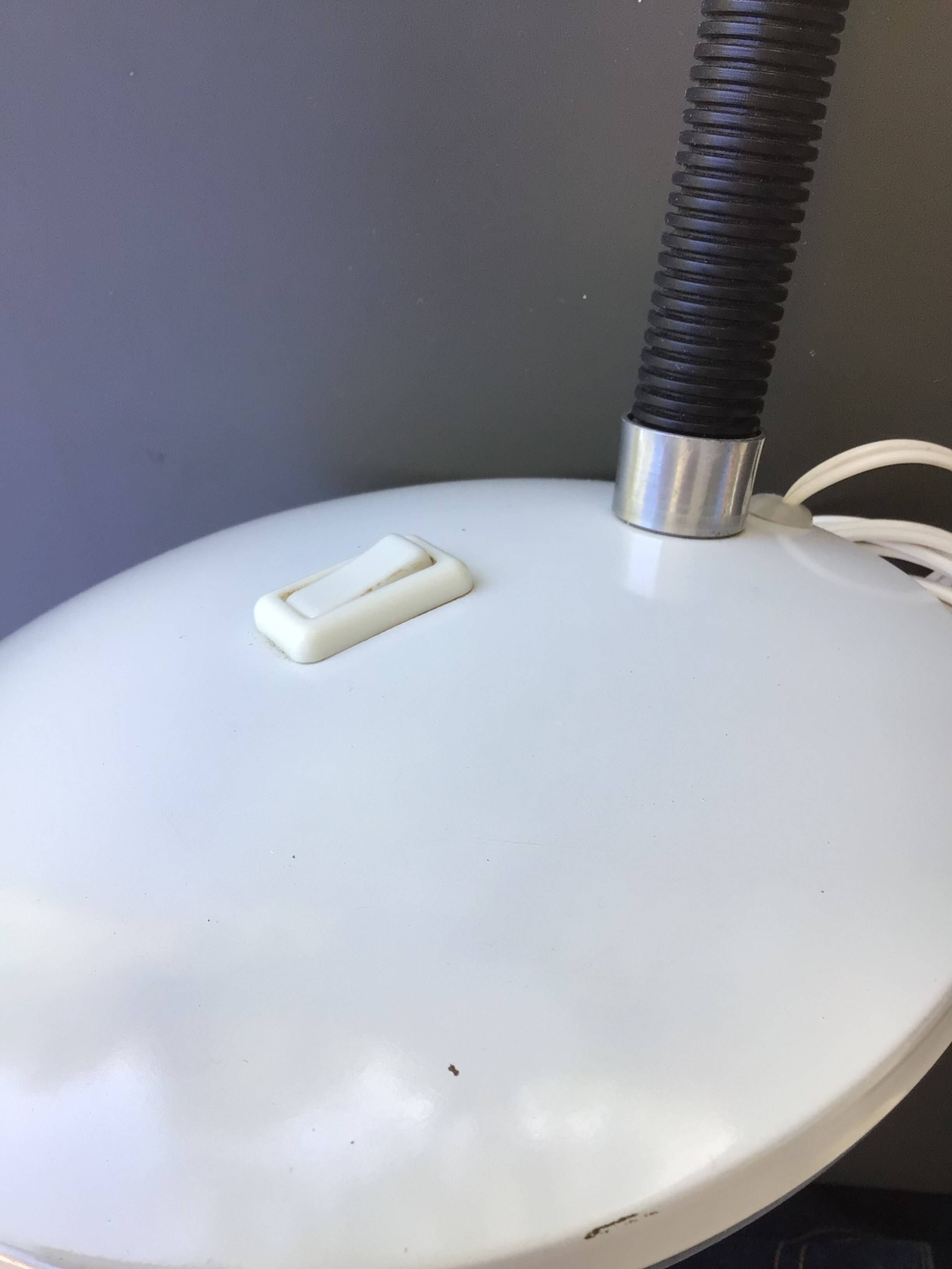 Lampe de bureau orientable métal blanc