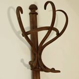 Thonet No. 1 Parrot Coat Rack on Wall, 1900s