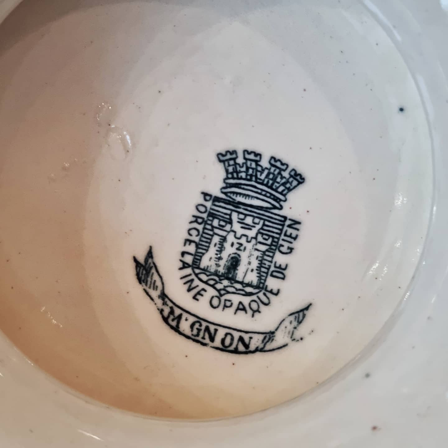 Plate pieouche Mignon de Gien