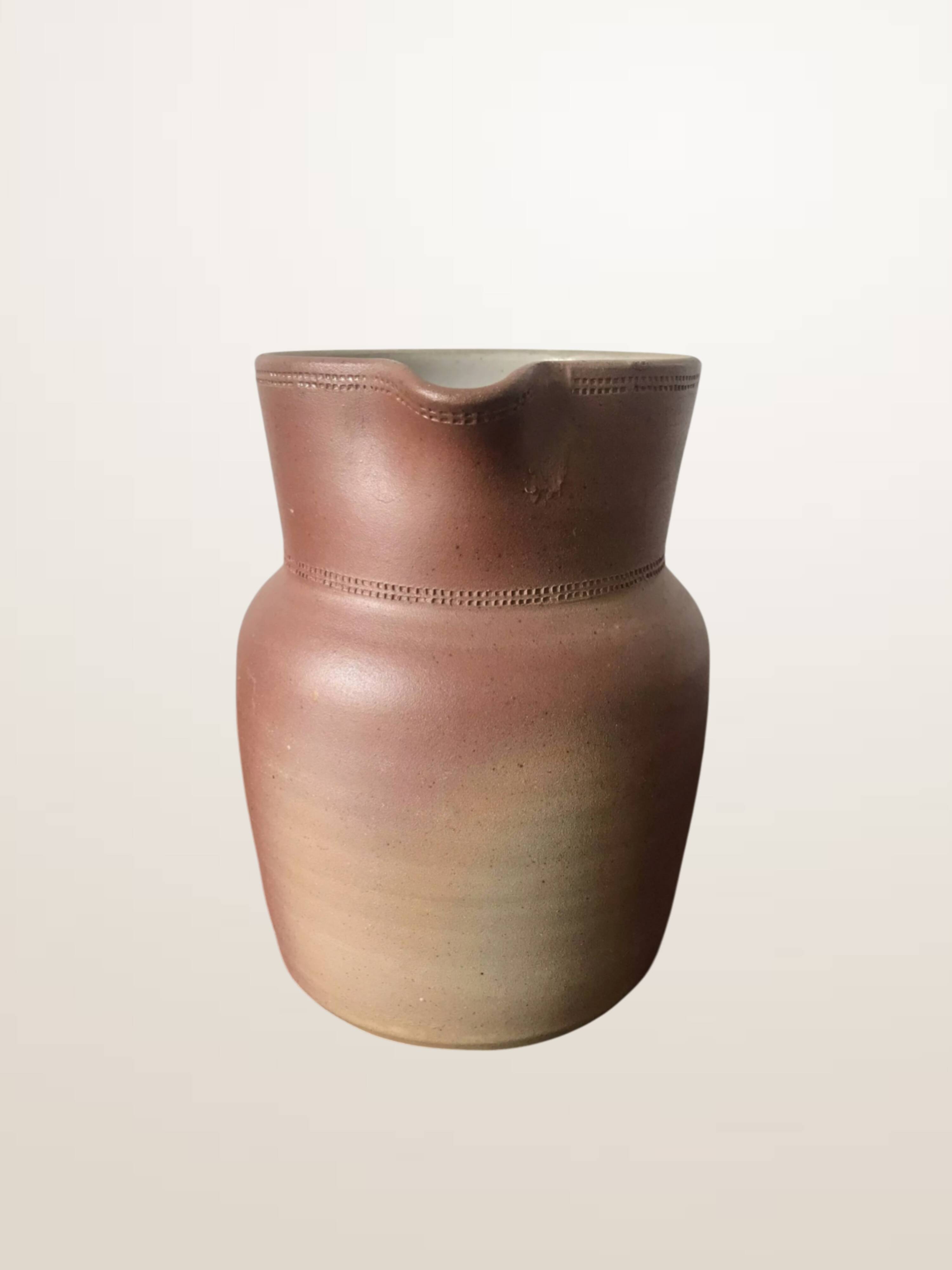 Set of 3 matte stoneware jugs