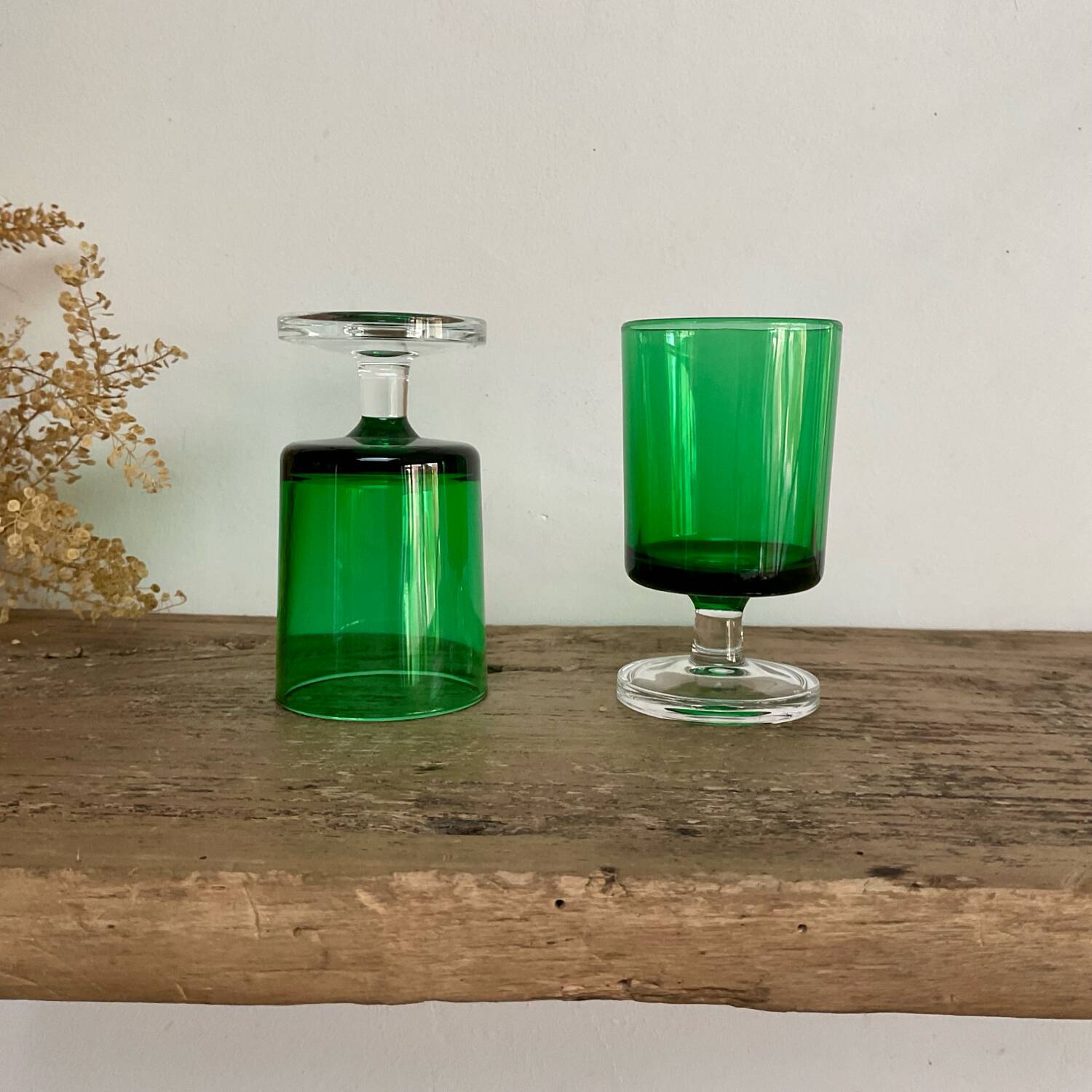 4 small green LUMINARC “Sweden” glasses