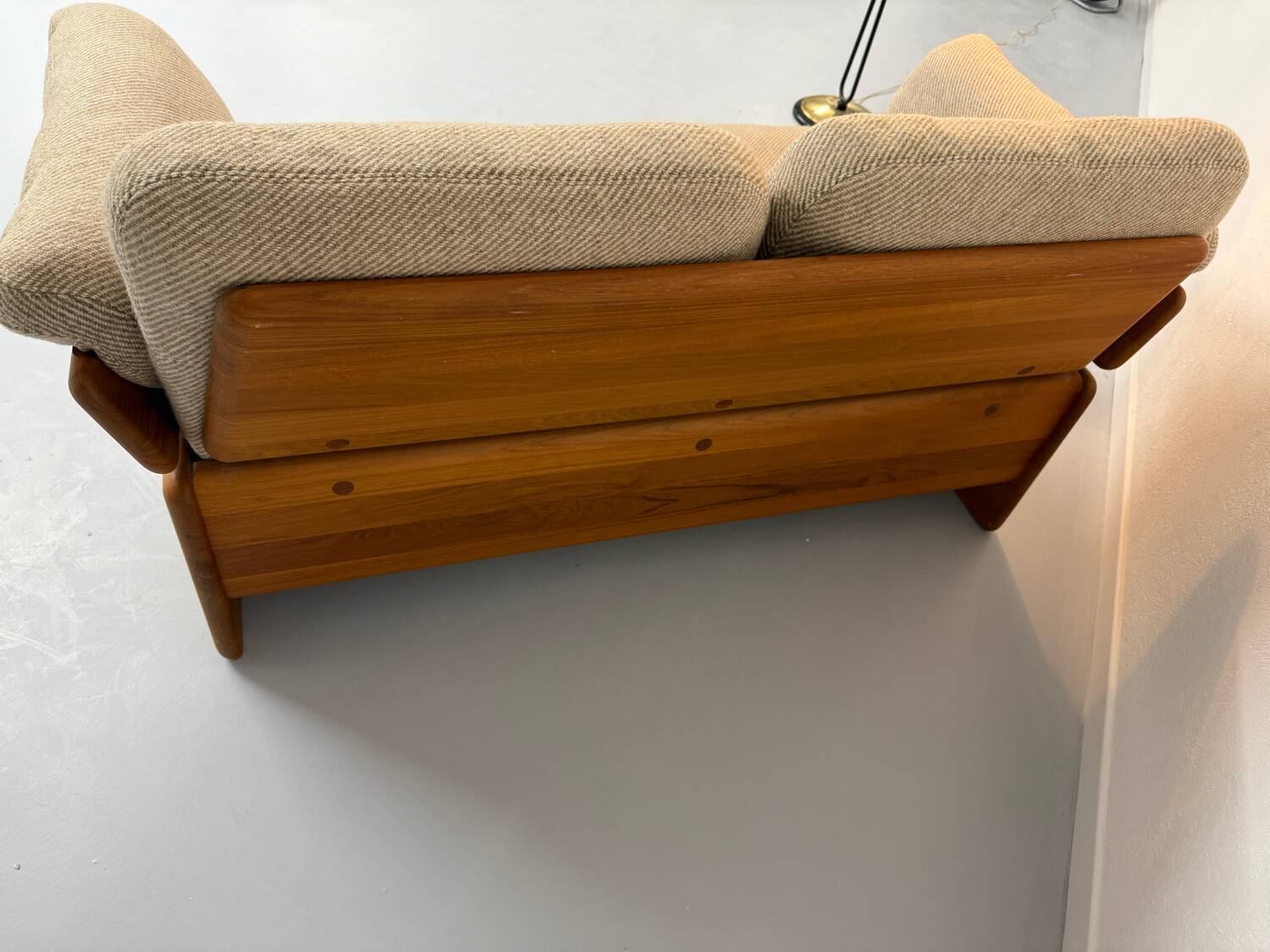 Old sofa in solid elm and vintage 80s design fabric Seltz France