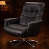 Modern Black Leather Swivel Armchair — Chrome Base — 2000s — H 107 cm