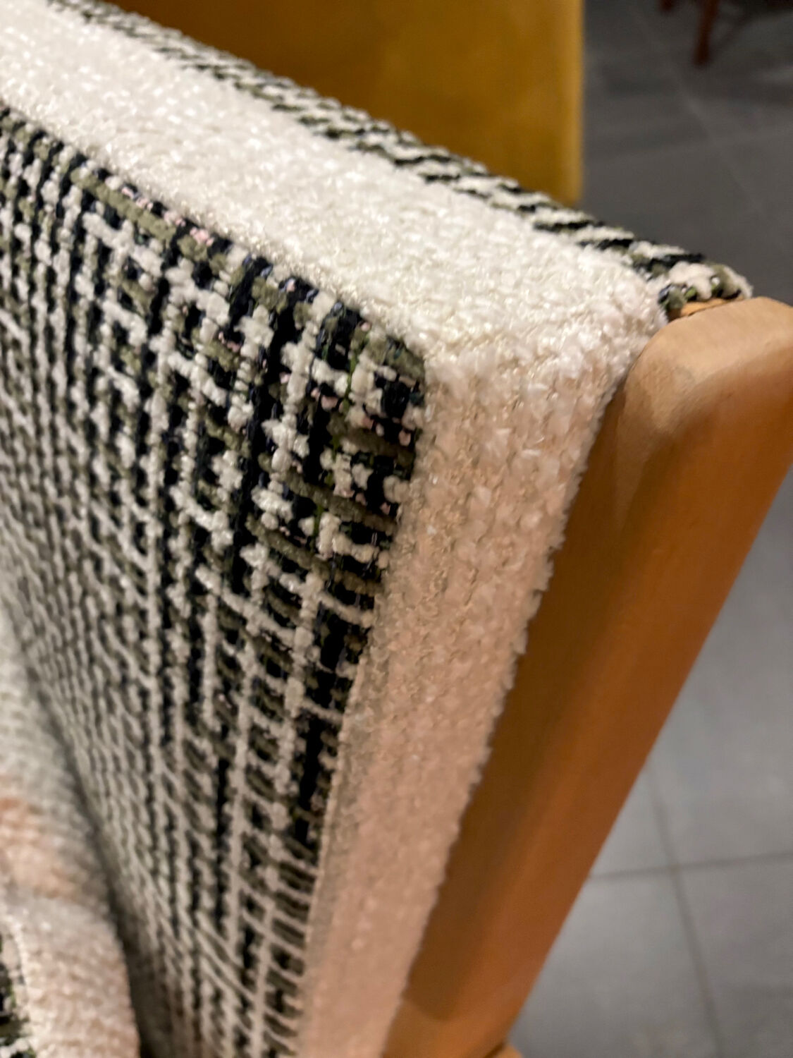 Restored vintage Scandinavian armchair – Casal Collection Tailleur fabric