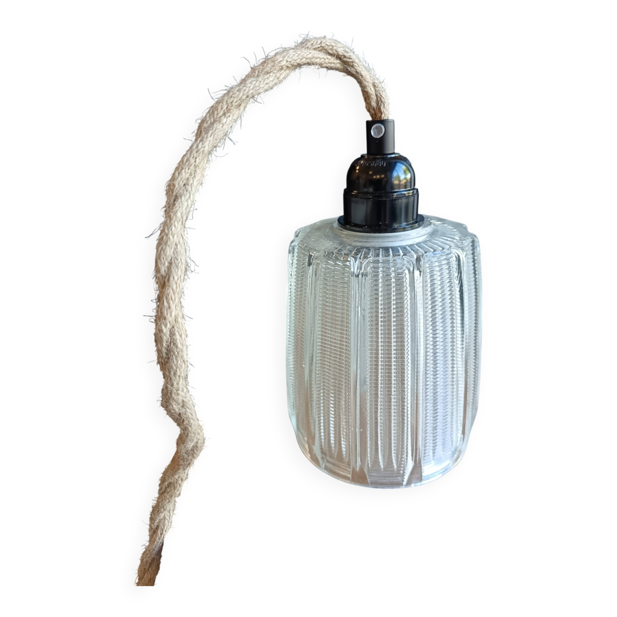 VINTAGE GLASS GLOBE LAMP