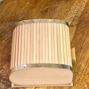 Boîte à cigarettes ou cigarillos à clapet coulissant