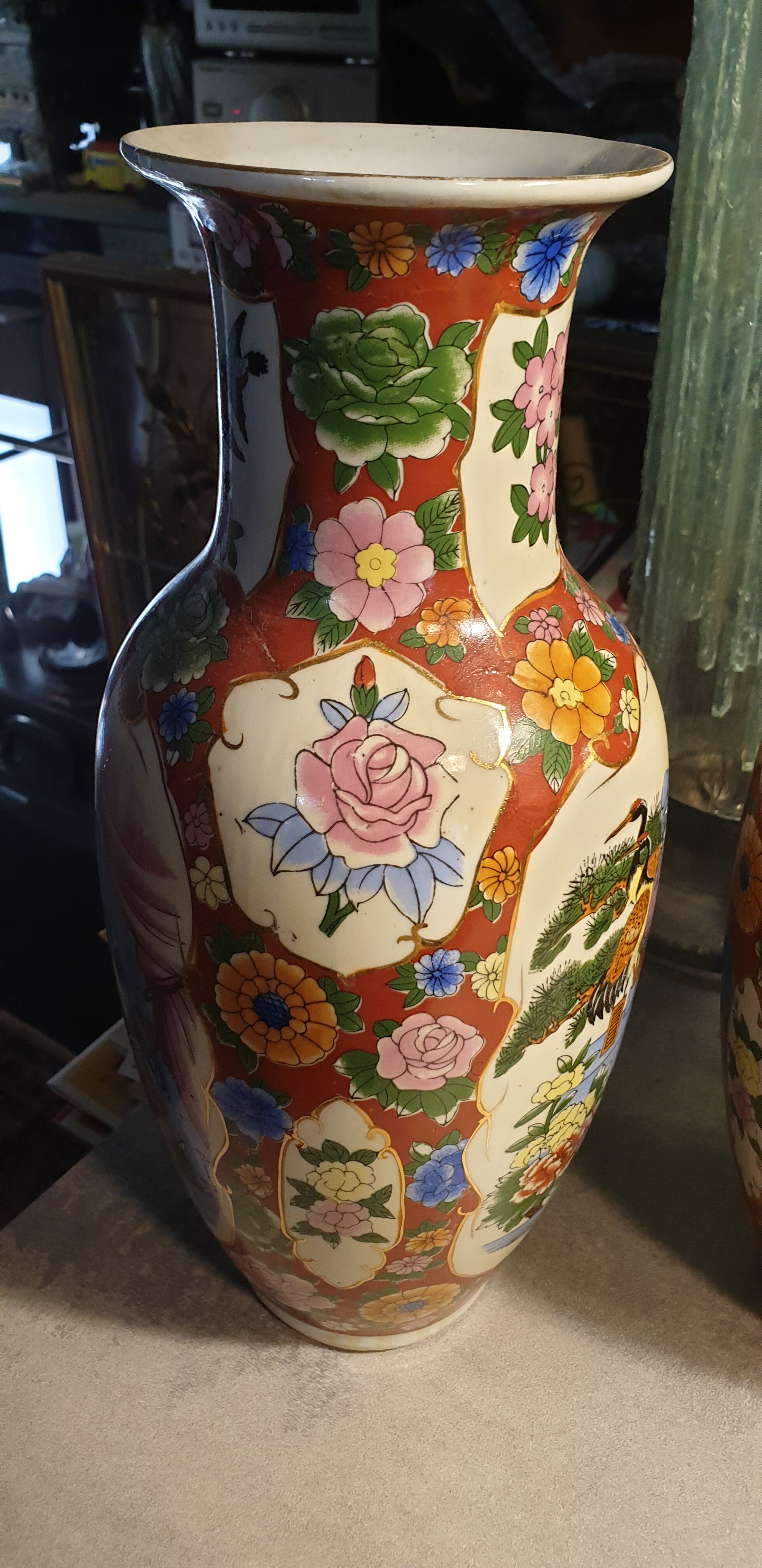 Pair of vases JAPAN, Imari, late nineteenth century -