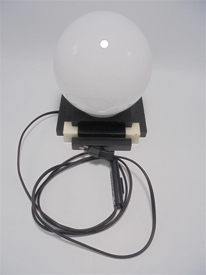 Art Deco lamp