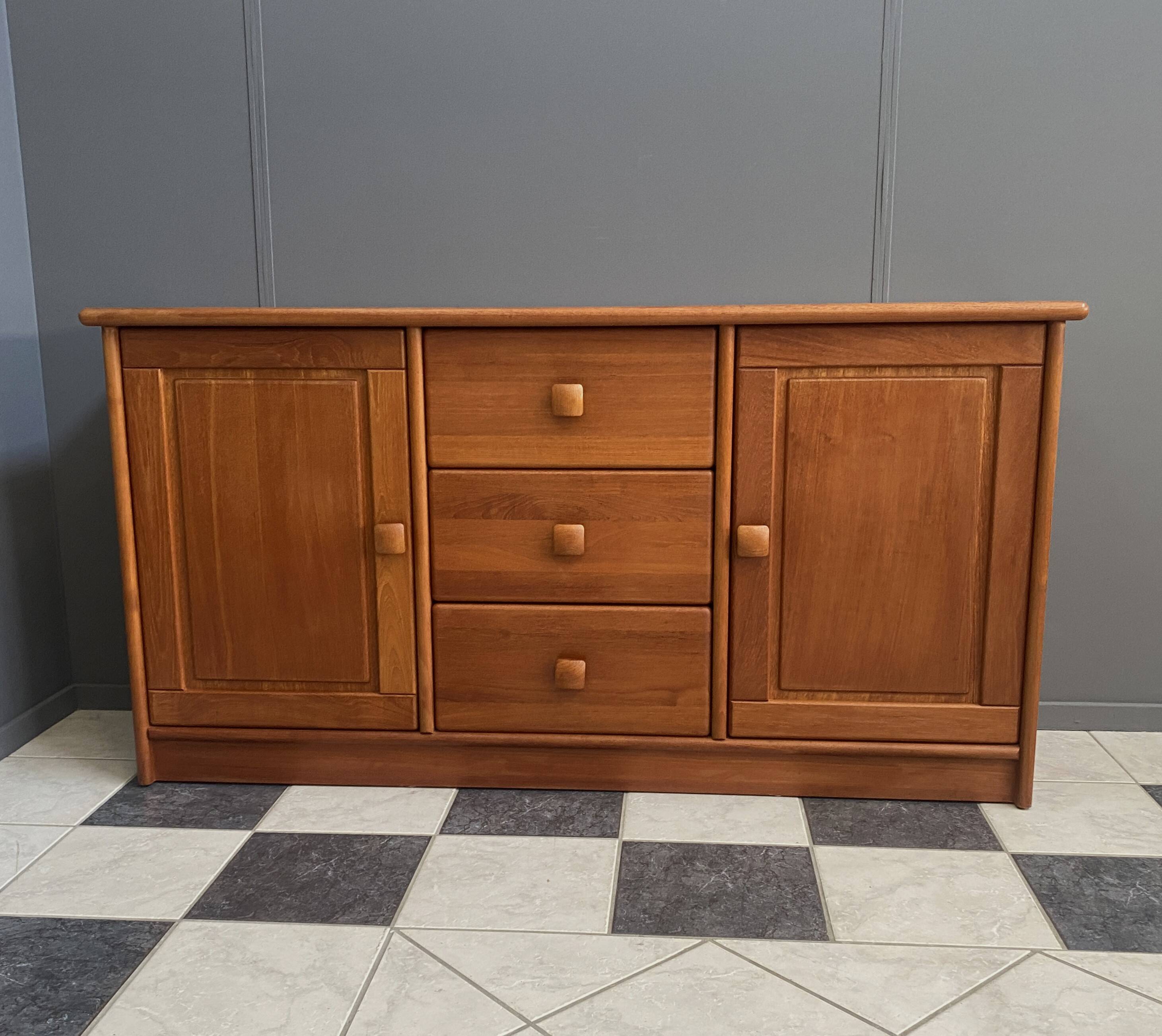 Teak sideboard by Dyrlund Denmark