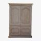 Armoire en bois écru