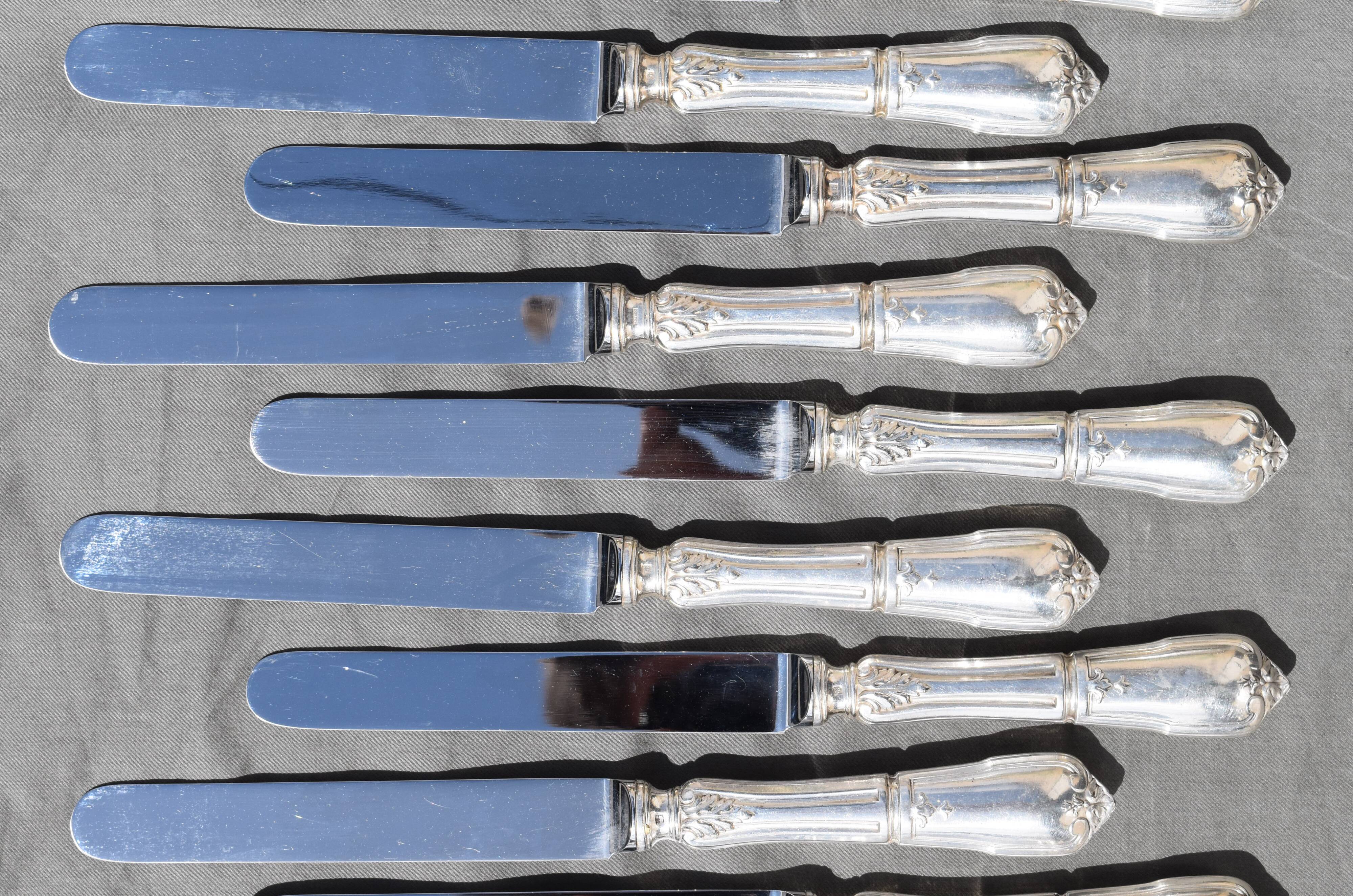 12 table knives in silver metal decor rocaille louis xv