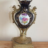 Medicis vase in porcelain