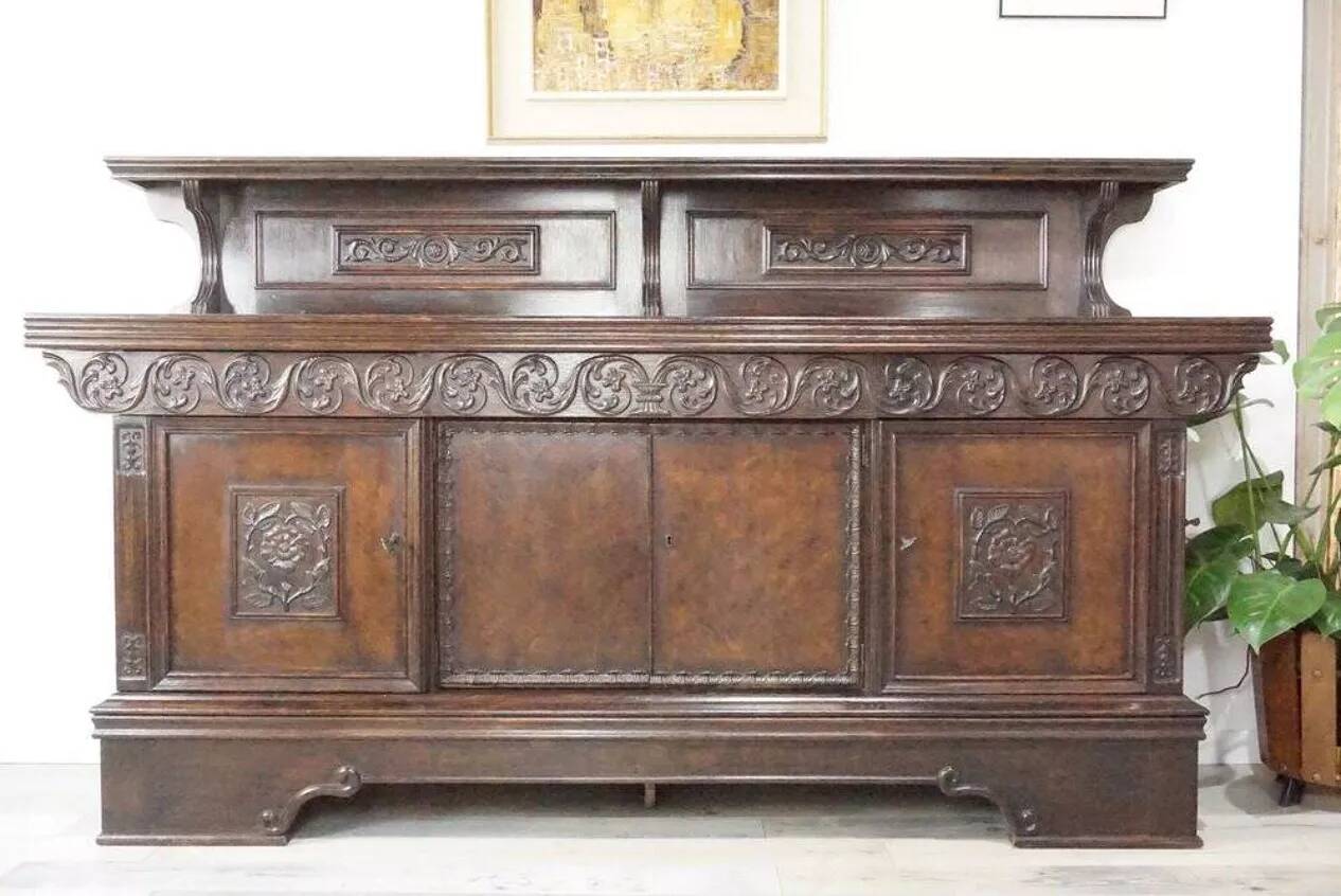 Brown oak sideboard, 1890s