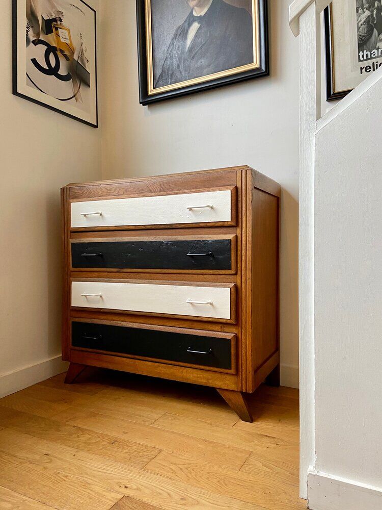 Wooden dresser 4 drawers