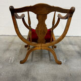 Dagobert armchair with red upholstery