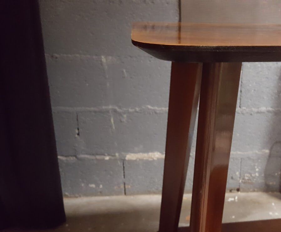 Dessert or rolling table