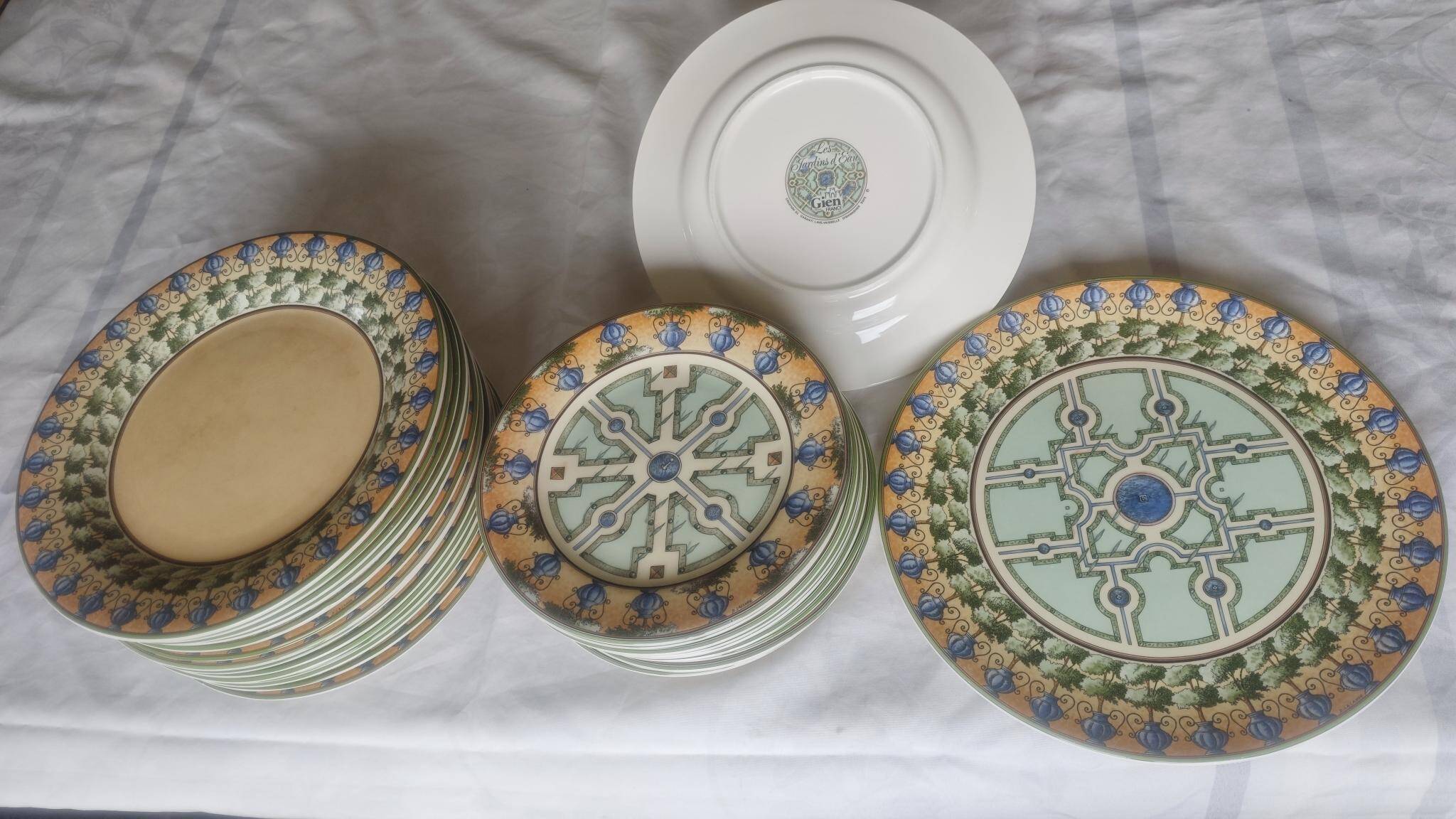 Gien Tableware Set "The Water Gardens"