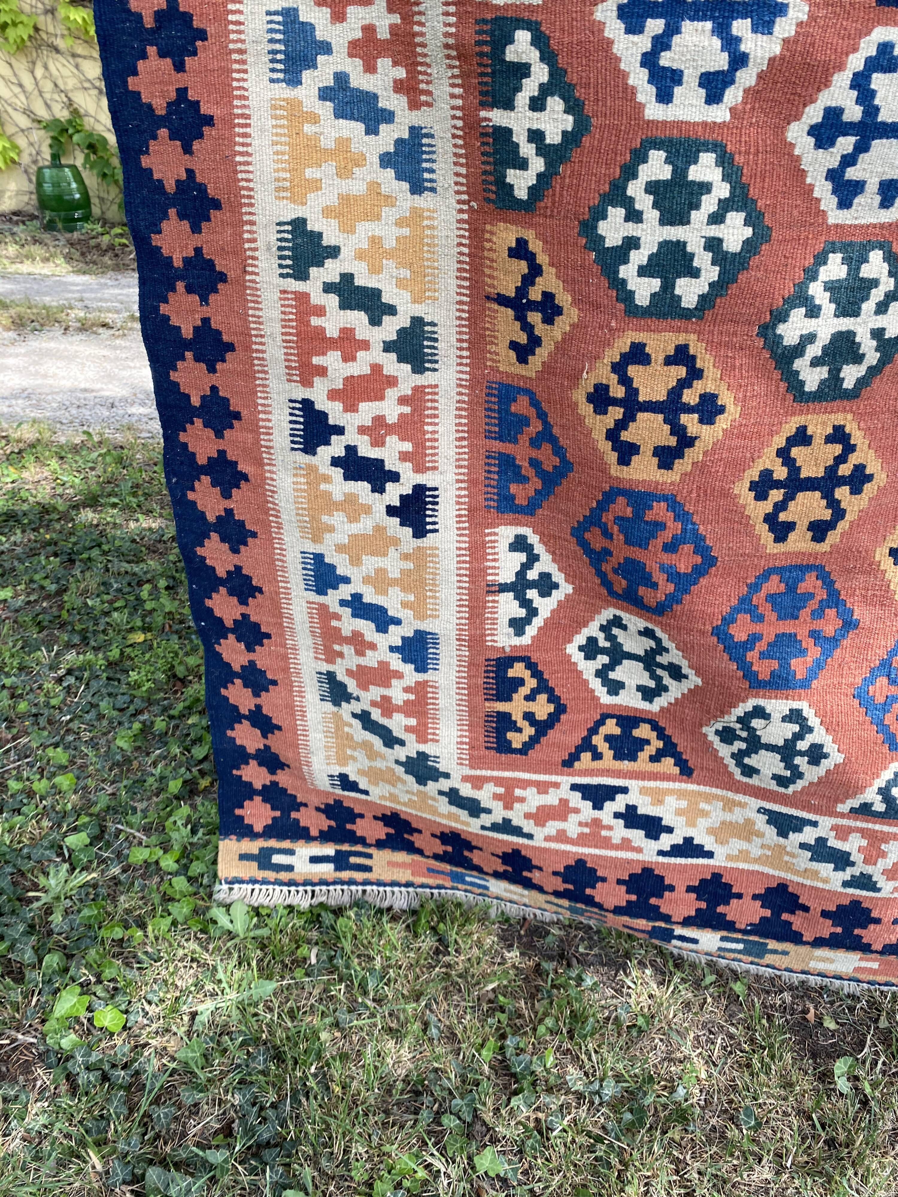 Kilim carpet 195x150