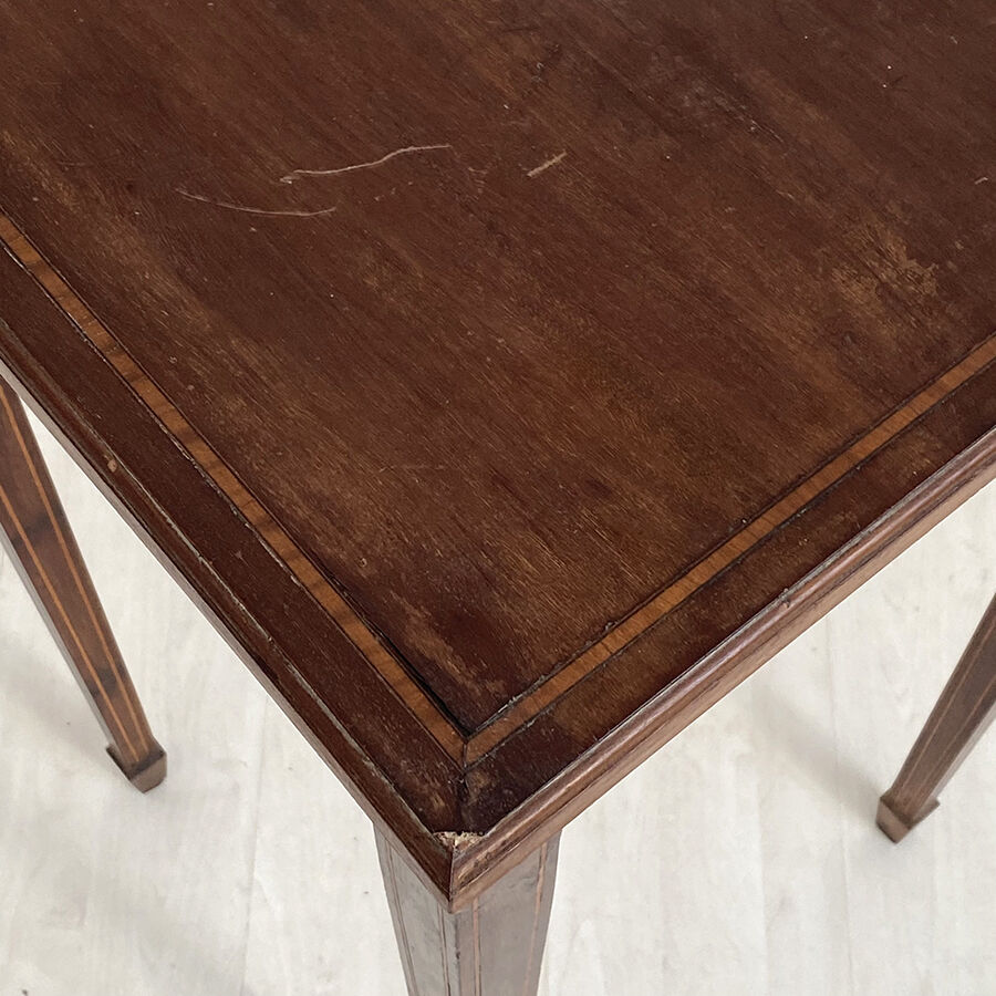Square mahogany table and mahogany veneer