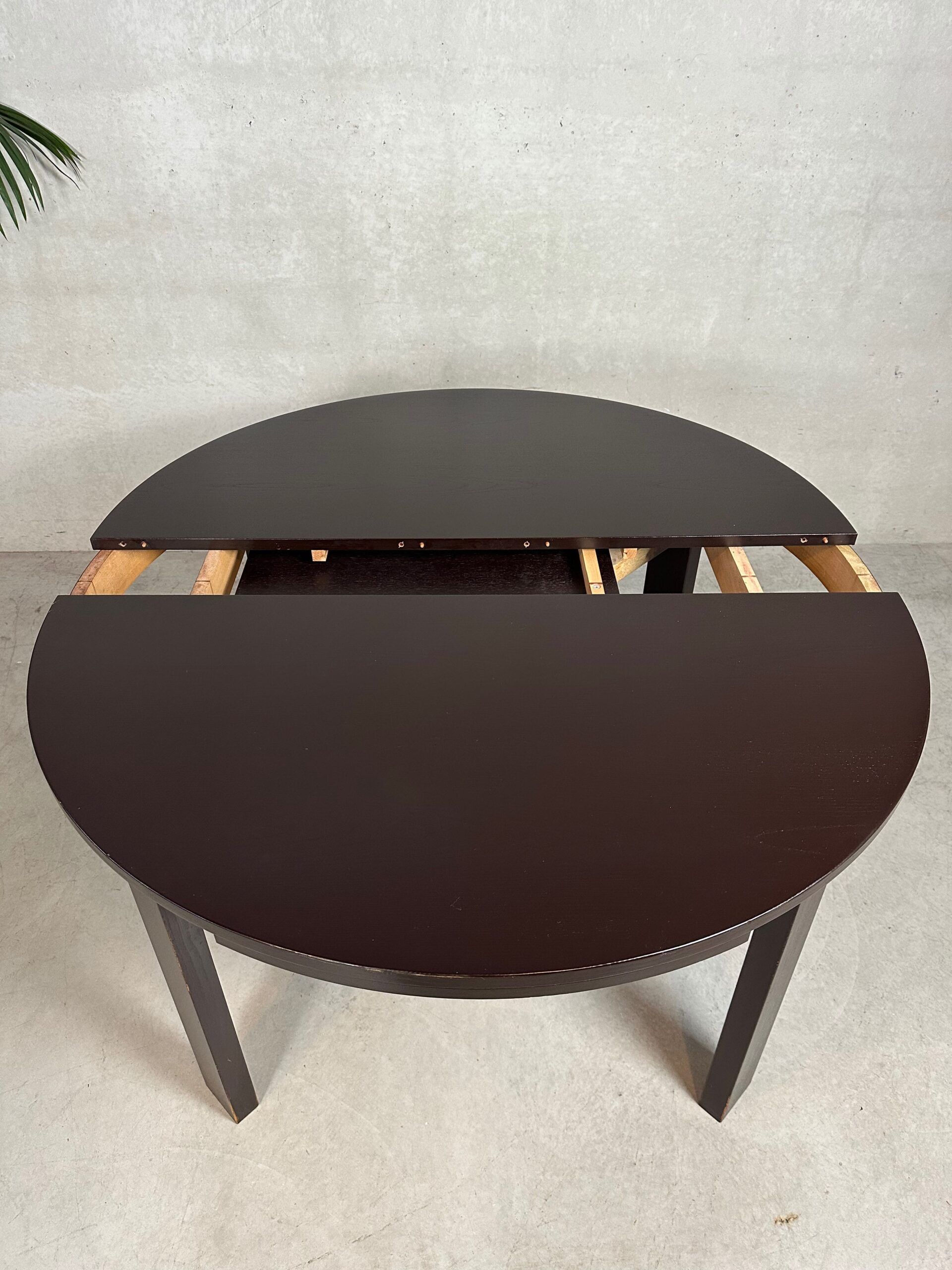 Adjustable vintage dining table (round/oval) – 1970s