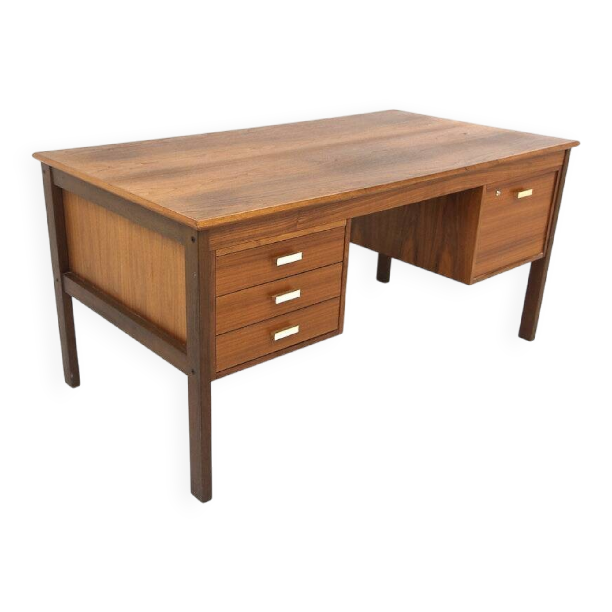 Bureau scandinave en noyer, Arveskogs Möbelfabrik, Lammhult, Suède, 1960