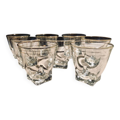 Verres à eau ou vin vintage aux liserés dorés