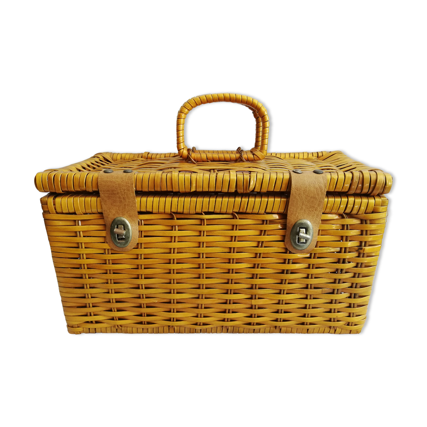 Malette,valise, coffre en osier