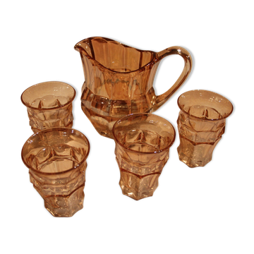 Verseuse et ses quatre verres rose orangé