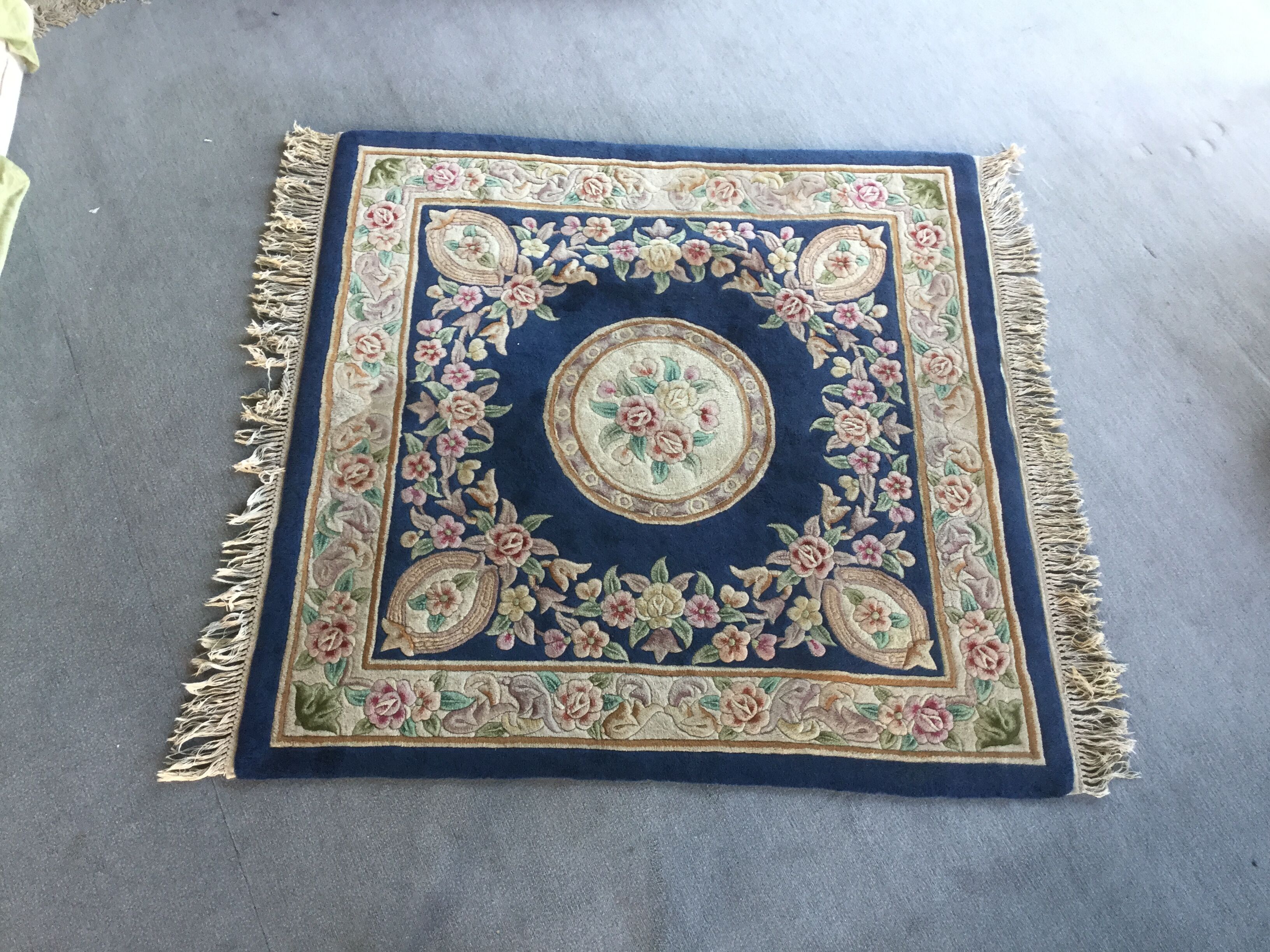 Chinese carpet 153x153cm