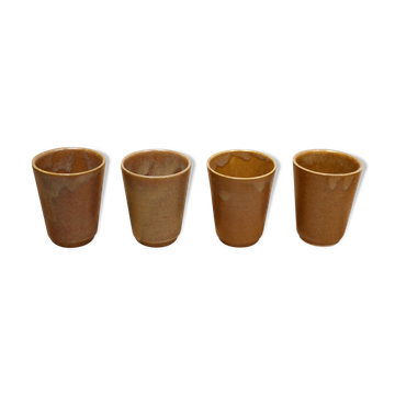 Série de 4 verres vintage en grès par la manufacture de Digoin, France