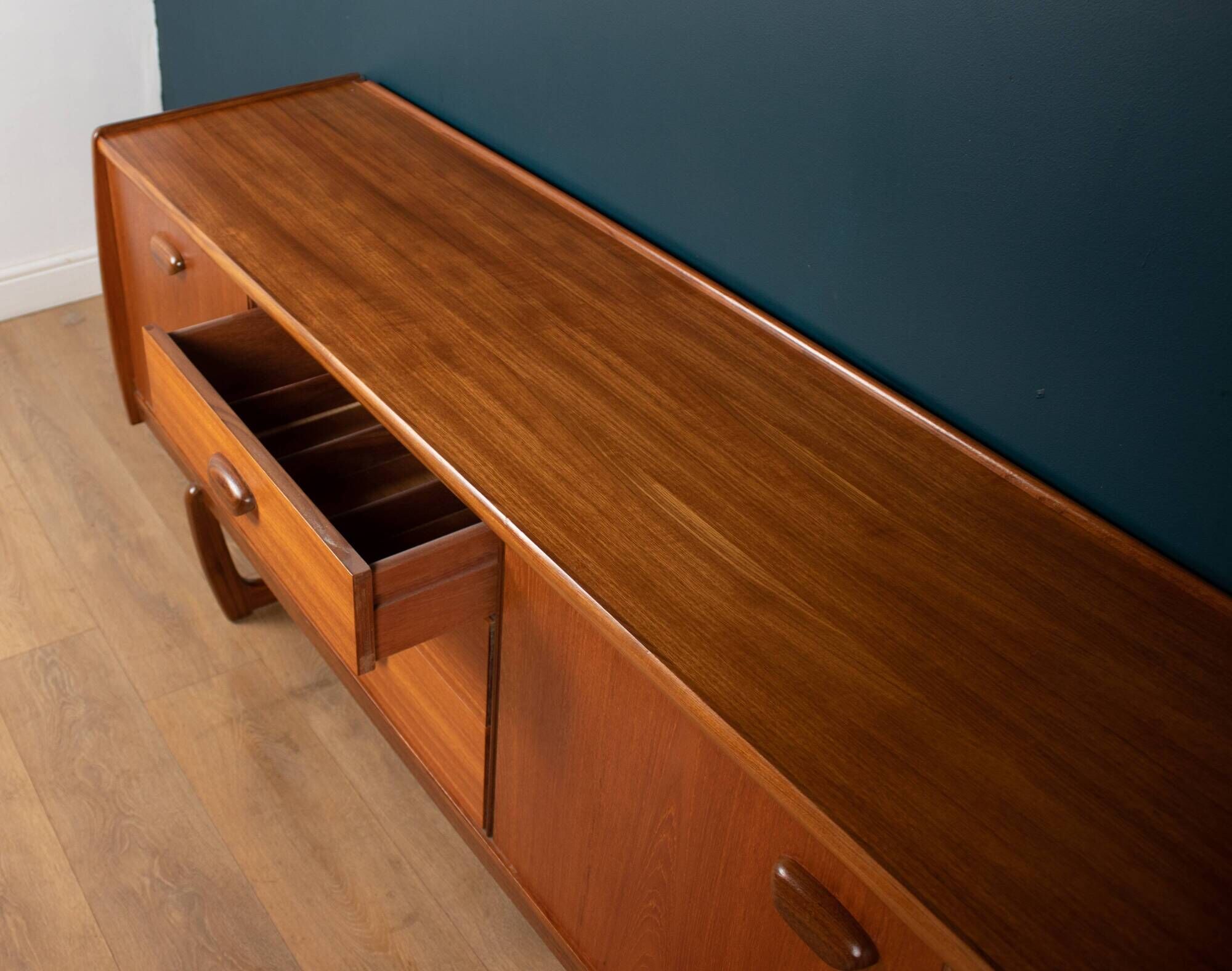 Retro teak 1960s long portwood mid century sideboard