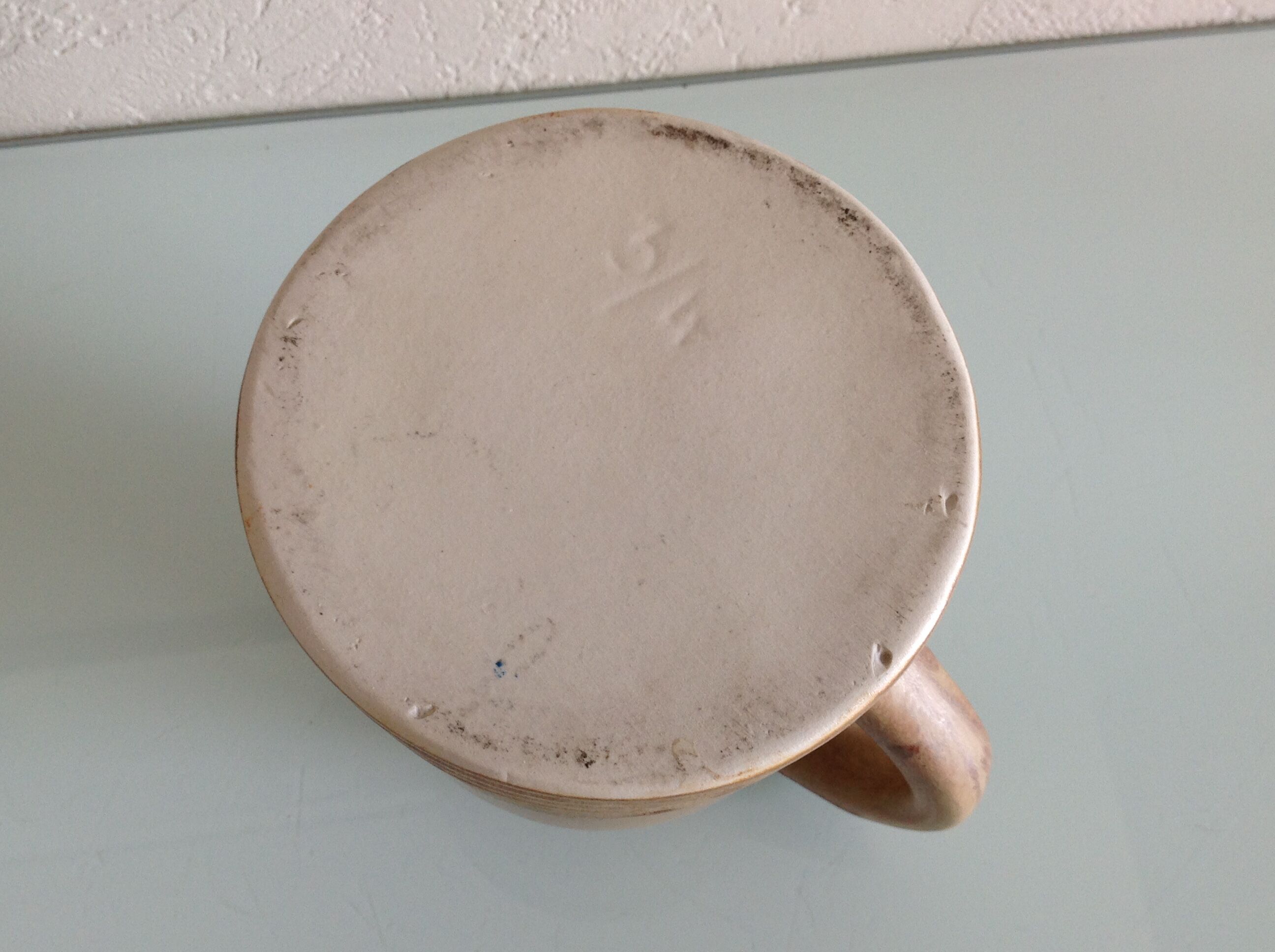 Pichet en grés beige vintage années 60-70