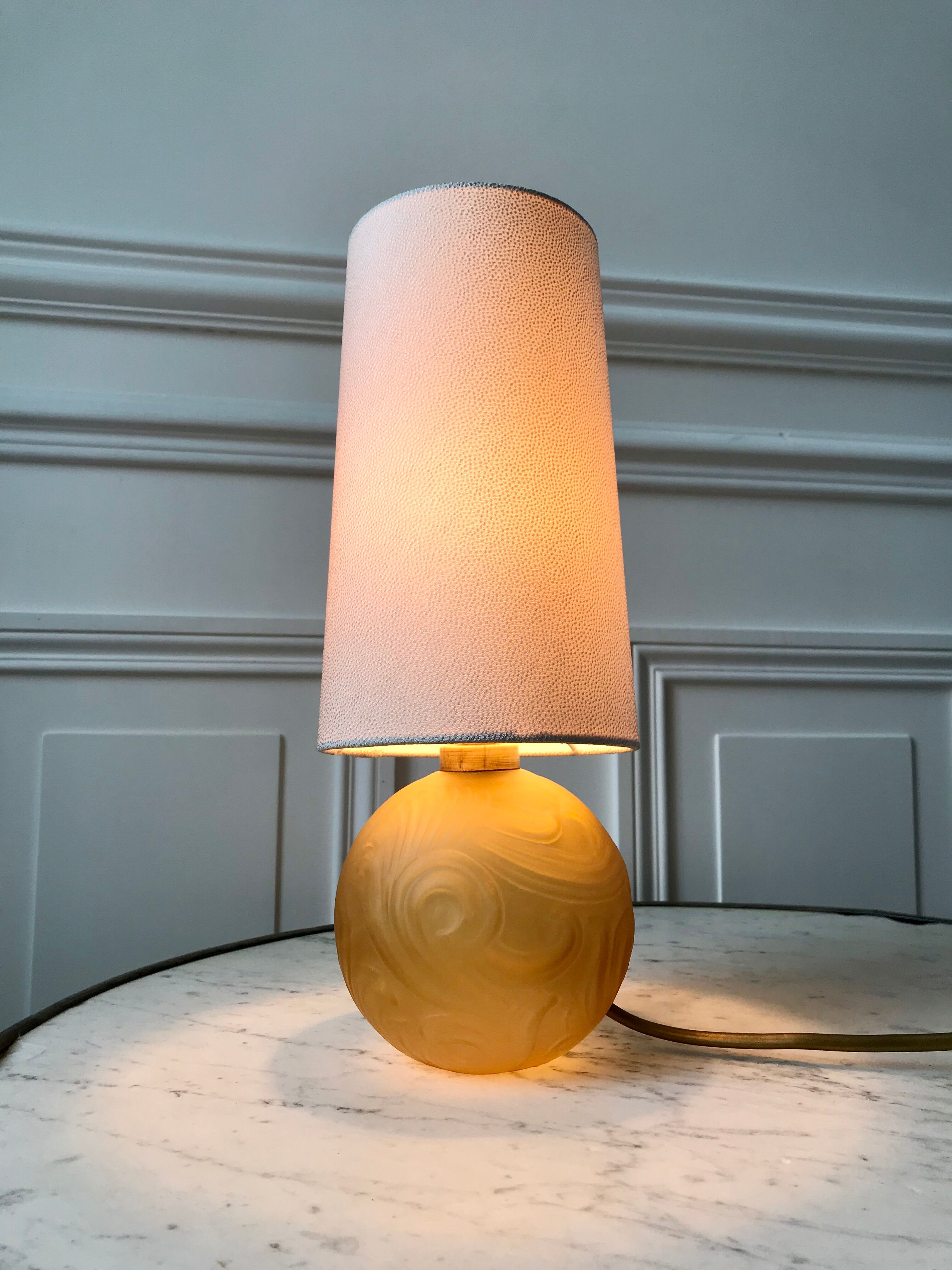 Art deco amber glass lamp and cylindrical lampshade 30s