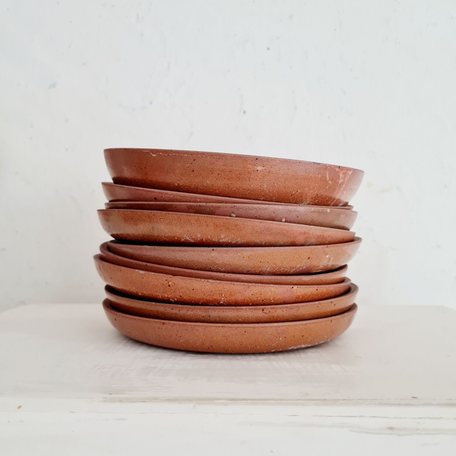 Set of 9 stoneware dessert plates