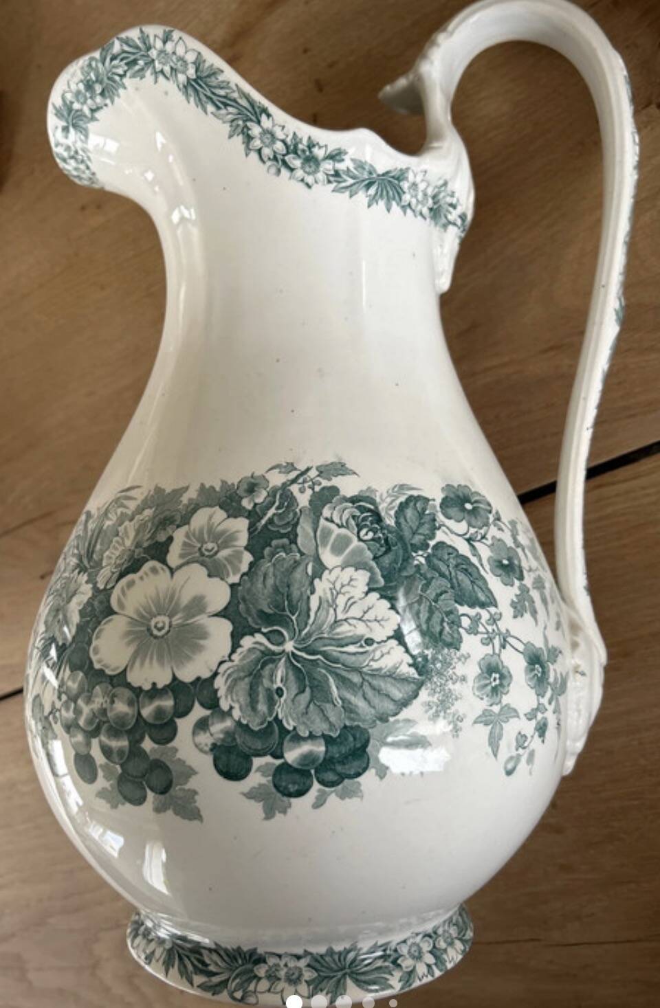 Iron earth toilet bowl