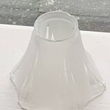 Globe tulipe en verre transparent et blanc, en forme de corolle de fleurs, vintage 1950