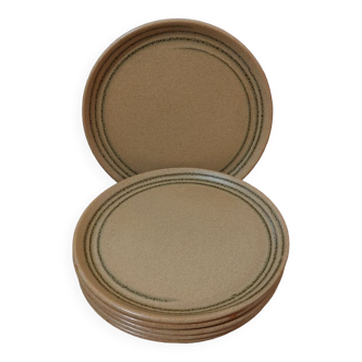 Stoneware plates