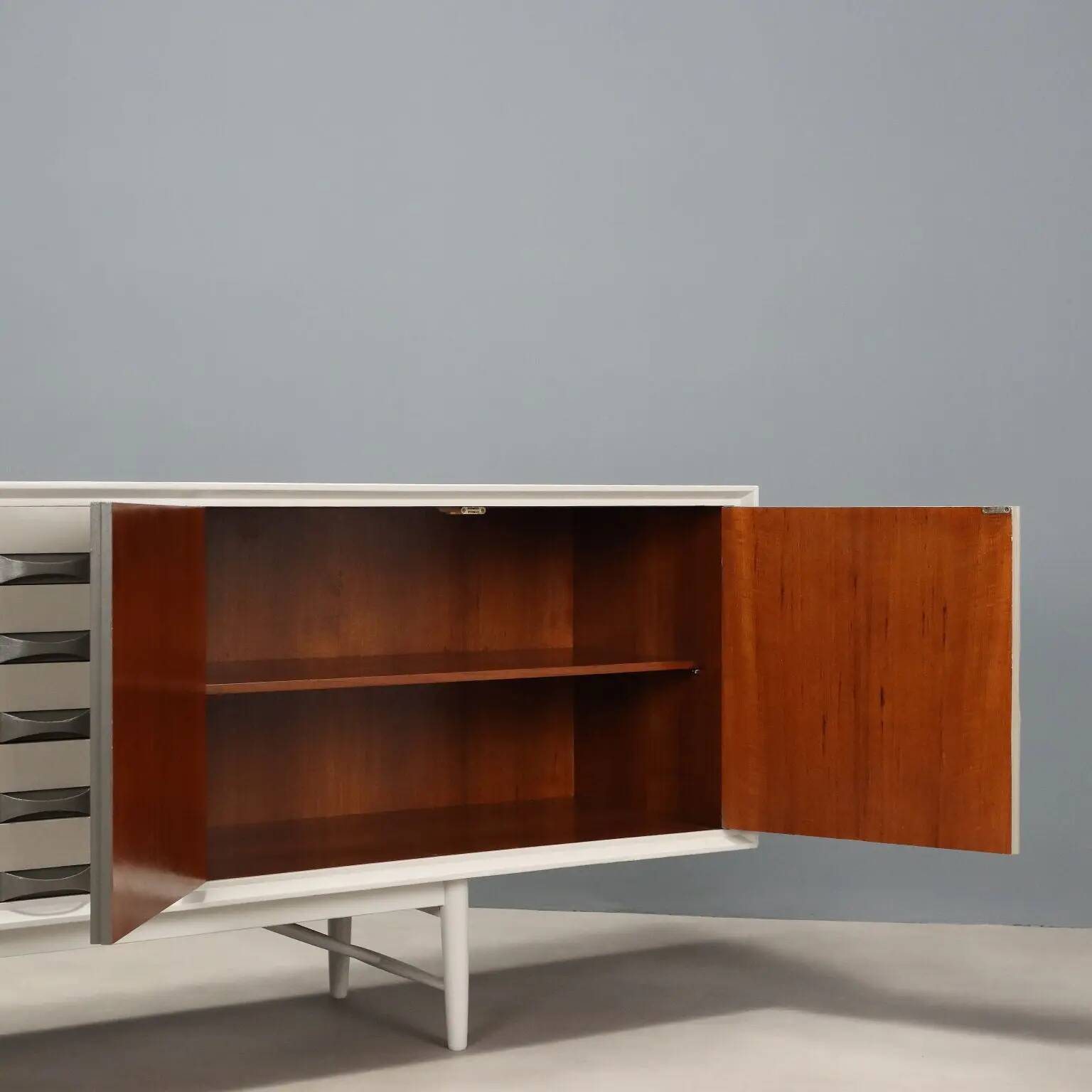 Vintage enfilade Prisma in painted teak, 1960s.