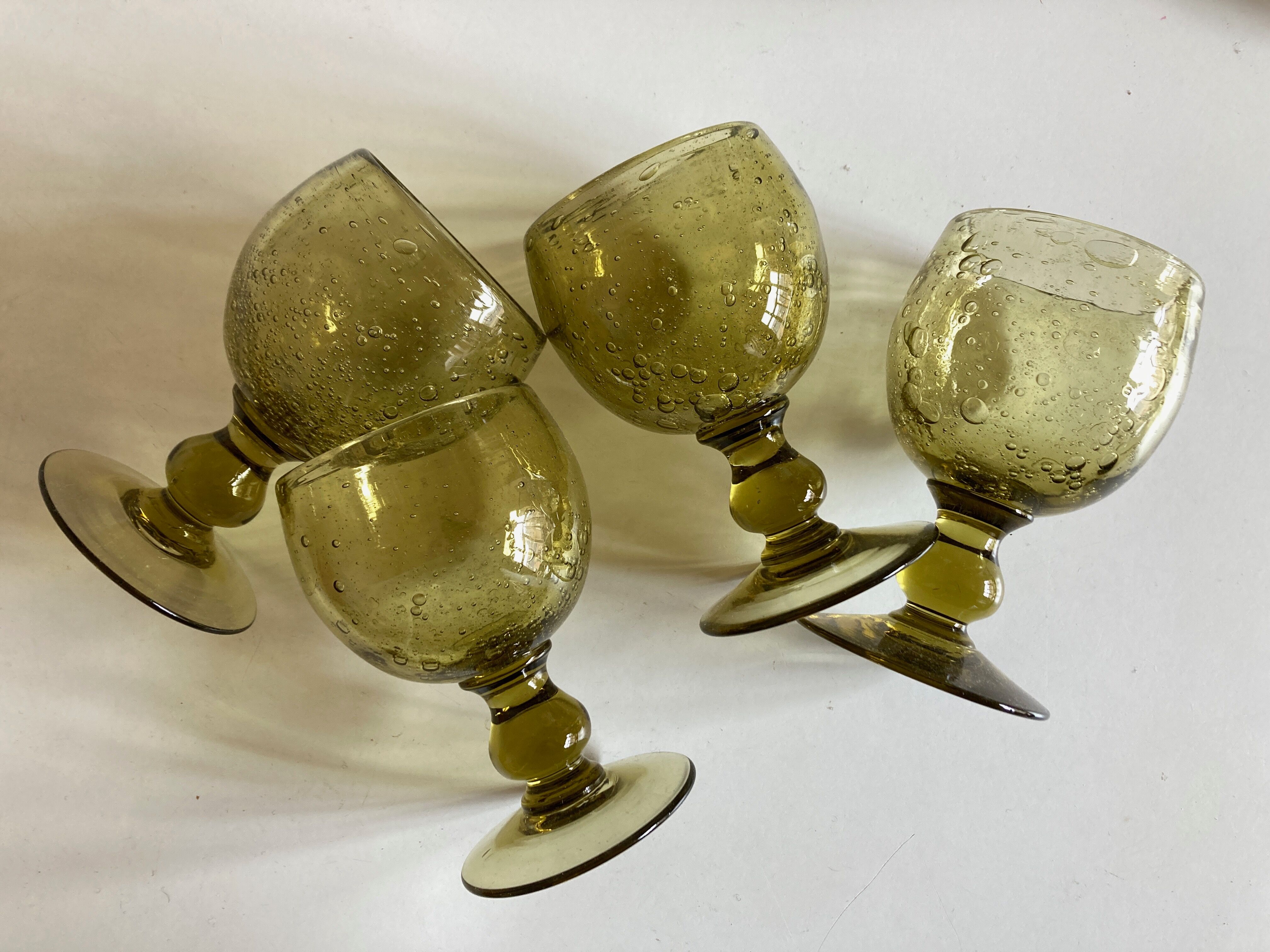 Set of 4 glasses of khaki green Biot