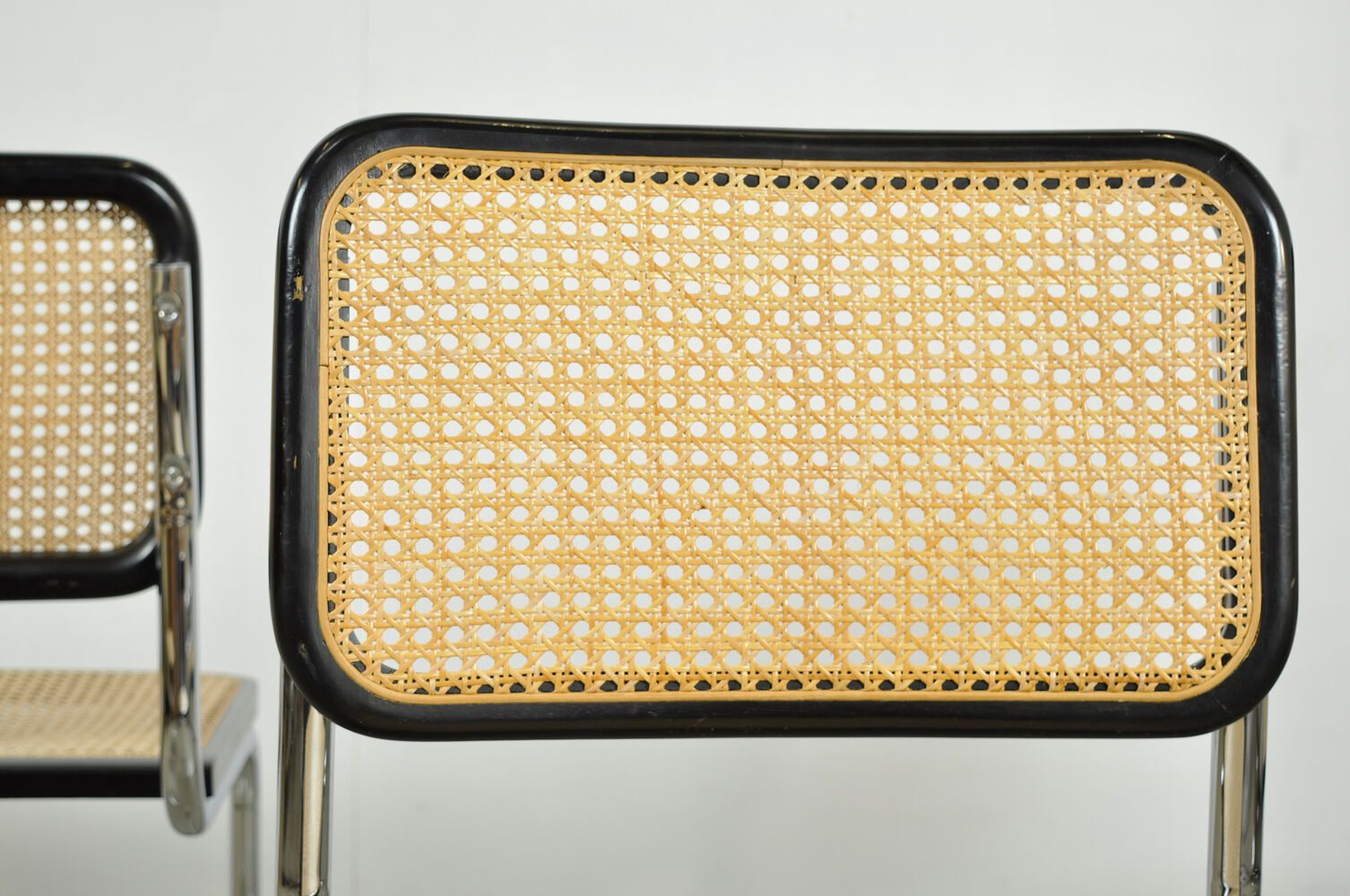 Set of 4 Cesca tubular frame cantilever dining chairs, Italy 1990s