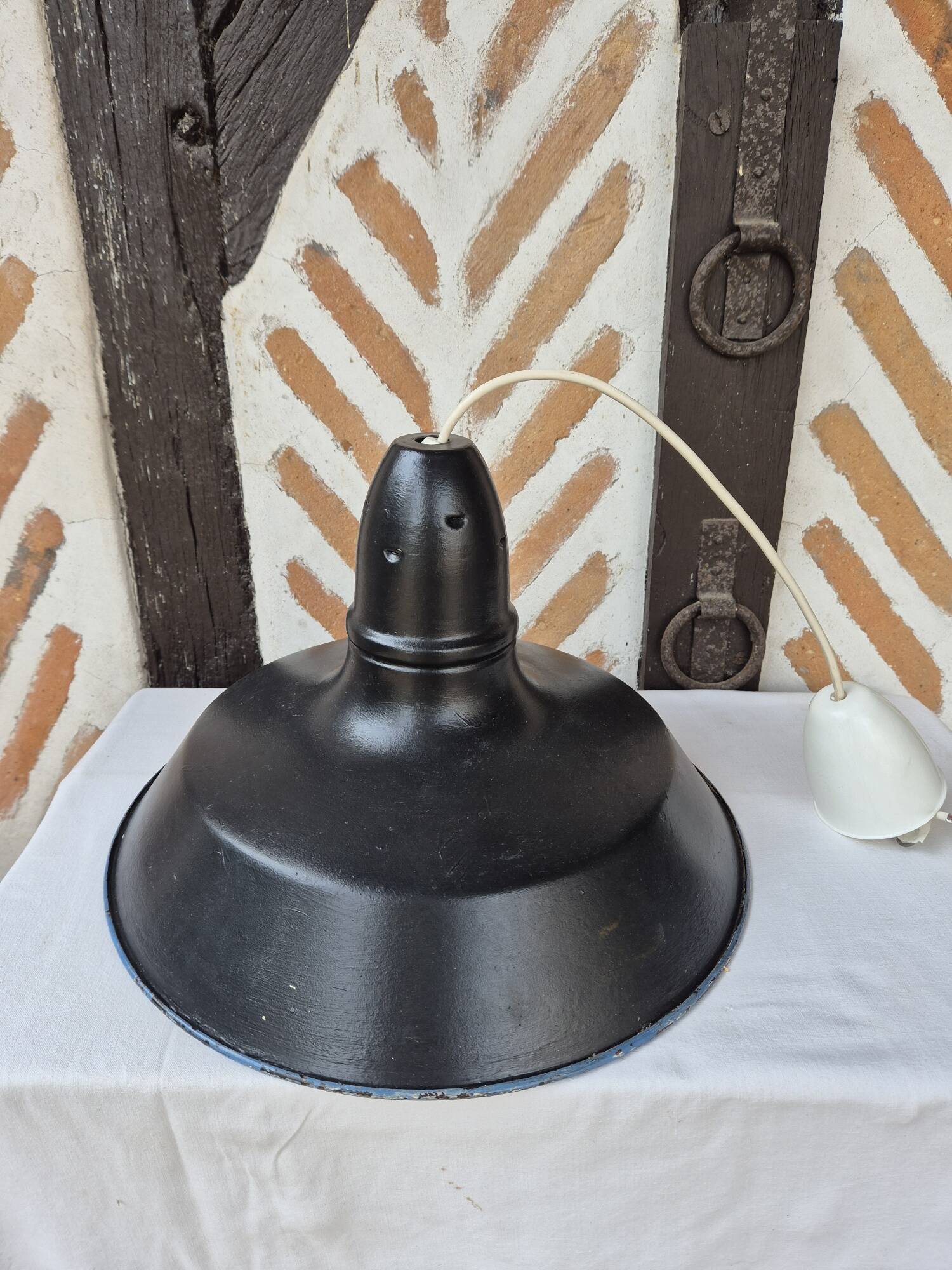 Suspension gamelle lampe industrielle lustre