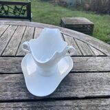 Porcelain sauce boat tableware