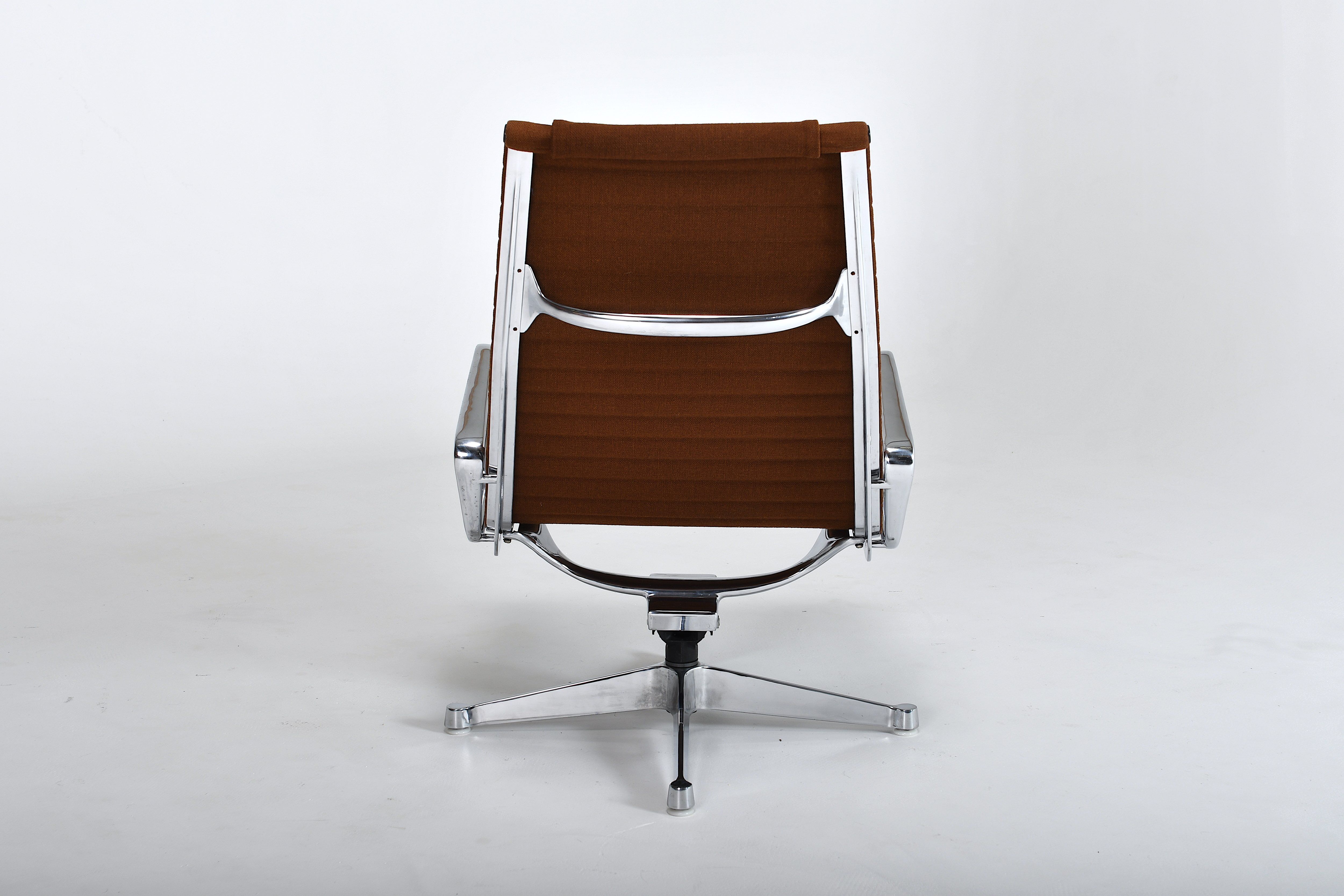 Lounge armchair EA 124 by Charles and Ray Eames