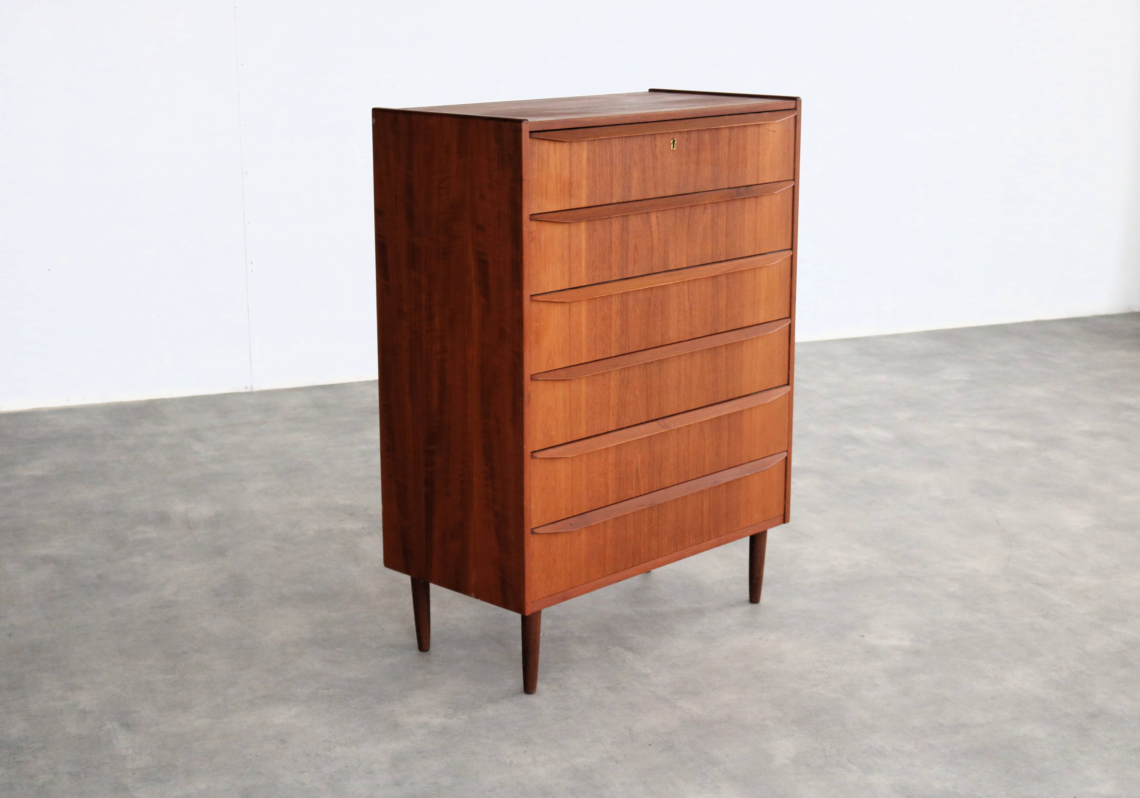 vintage chest of drawers | teak | 1960s | Danish