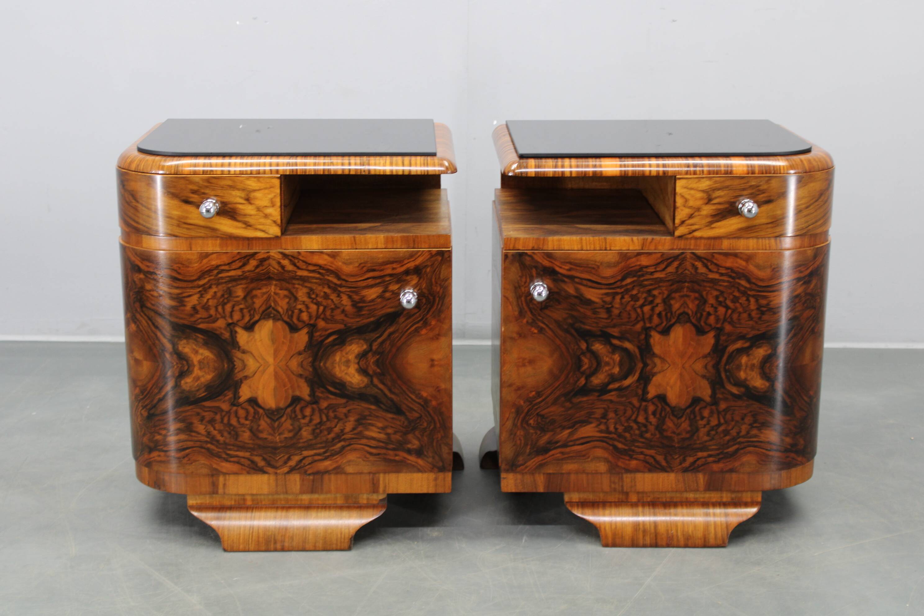 Pair of Art Deco walnut bedside tables from the 1930s.