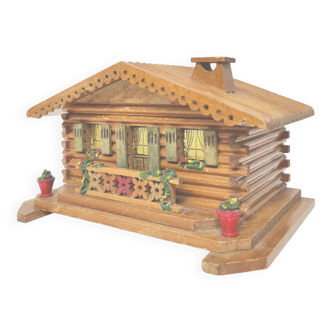 Boîte chalet en bois, boîte à bijoux, crayons