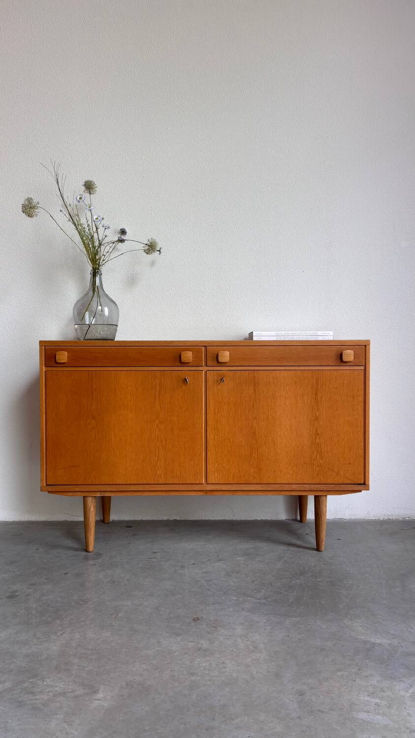 Vintage danish sideboard oak